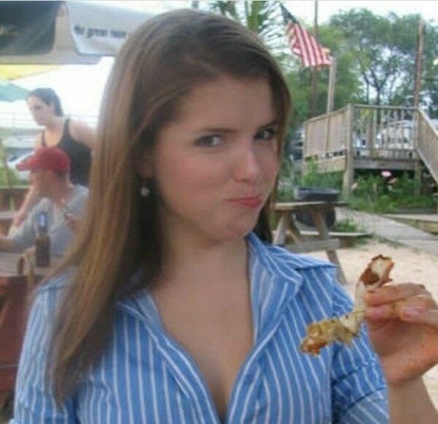 gonegirlfriend's tweet image. everything should be yuri