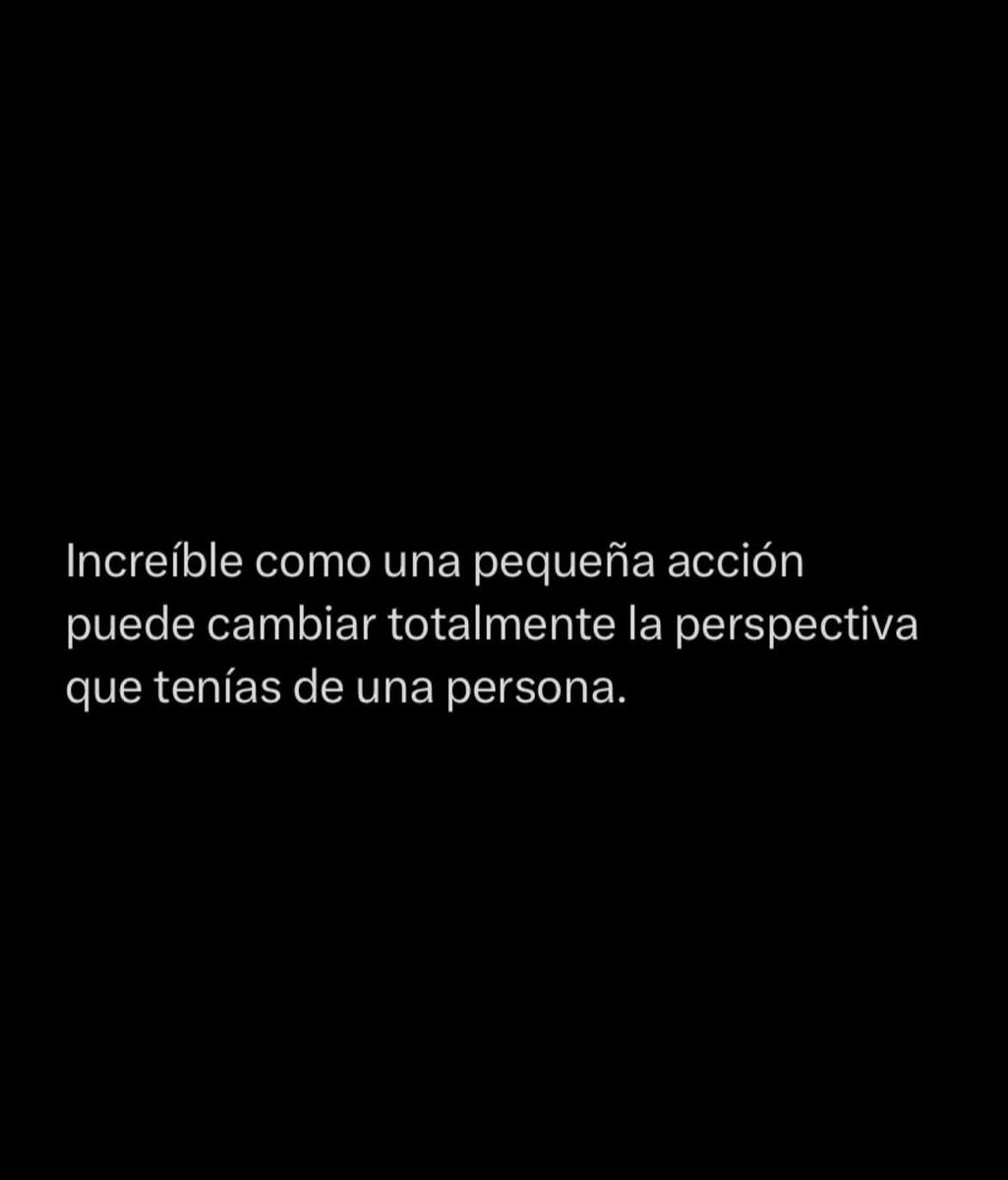 … una compañera de trabajo vio un cv (que dejó una chica) lo rompió frente a mí. Desde entonces no quiero compartir turno laboral con alguien así.
