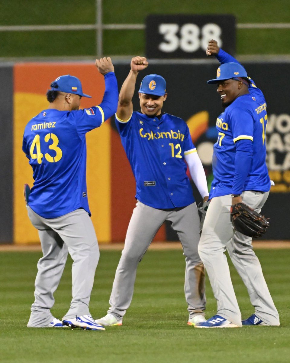 Por tercera vez consecutiva, Colombia avanza a un #WorldBaseballClassic. Tuvo un clasificatorio cómodo en el que anotaron 23 carreras y solo permitieron una. Nunca sufrieron. Gran presentación de la novena nacional, gran trabajo de equipo. ¡Inmensos!