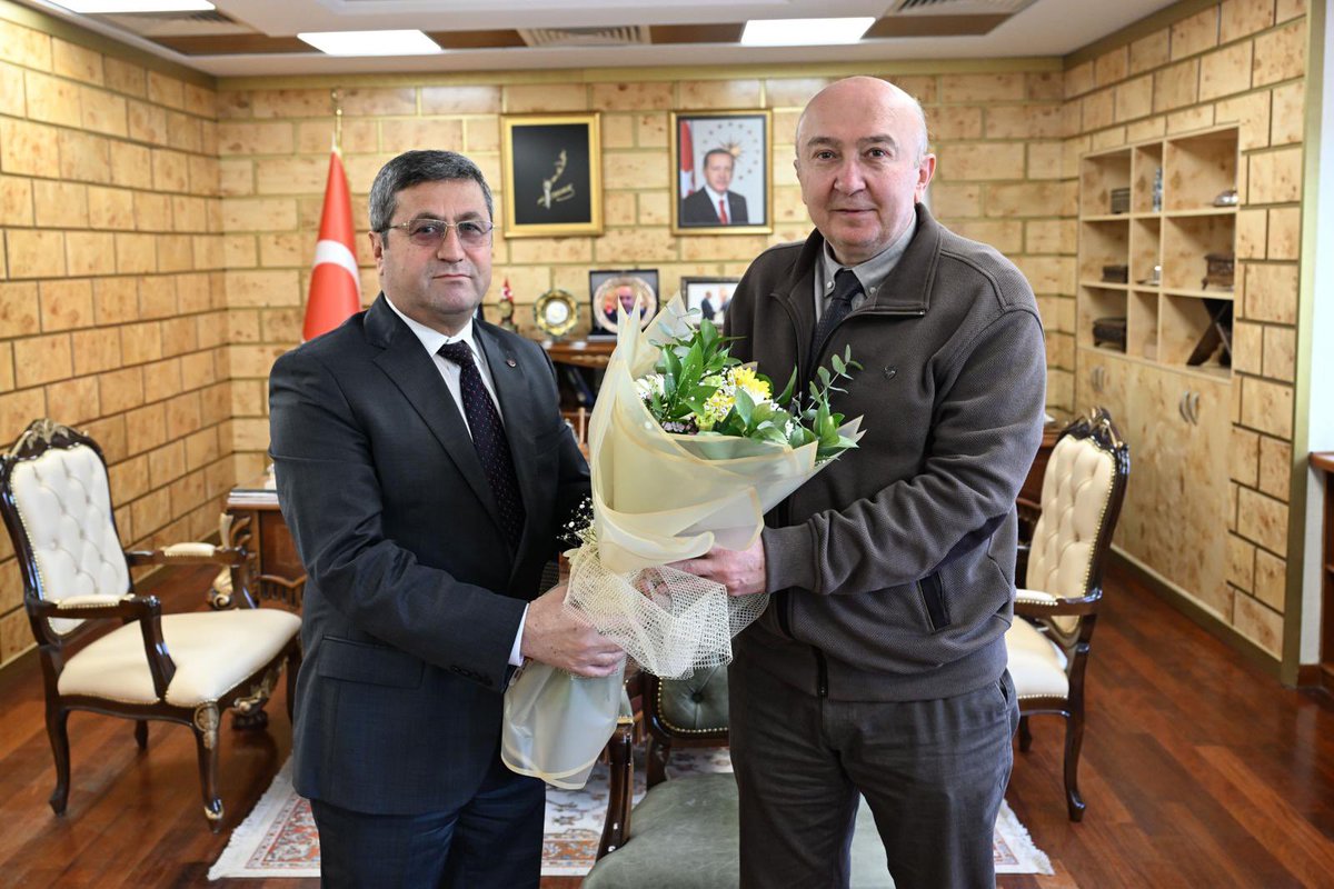 Kahramanmaraş Sütçü İmam Üniversitesi Yeni Dönem Toplu İş Sözleşmesi Görüşmeleri Başladı

Sendikamız ile Kahramanmaraş Sütçü İmam Üniversitesi arasında imzalanacak olan, Yeni dönem Toplu İş sözleşmesi görüşmeleri başladı
Rektörlük binasında gerçekleştirilen ilk toplantıya