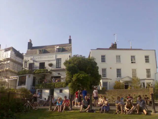 twickenham tweets tweet media