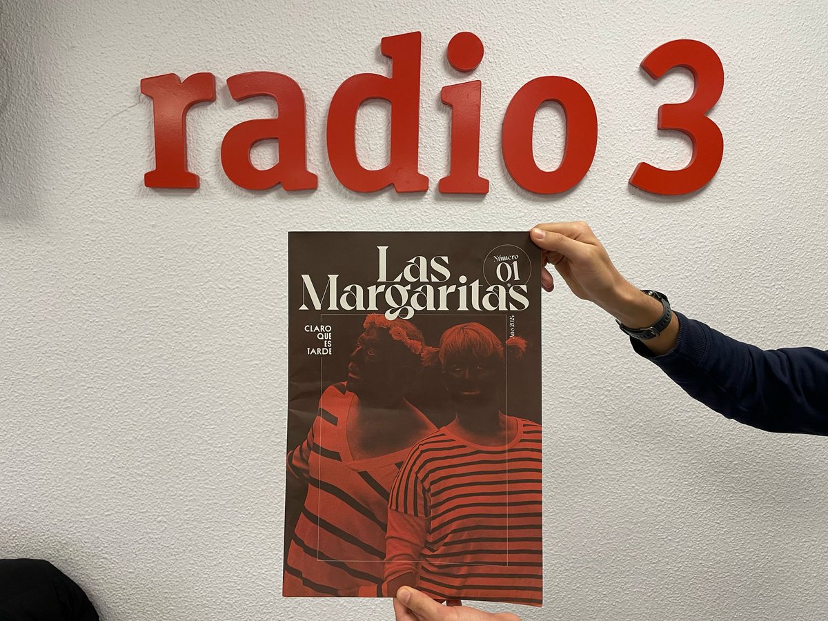 Llega el turno de Actualidad Mal para hablar de 'Las Margaritas', la revista/fanzine que han creado Laura Montañés y Alberto Pelegrín 🙌

Nos adentramos en su número 01, un viaje lleno de humor, sátira, cultura y buen diseño por doquier 📖