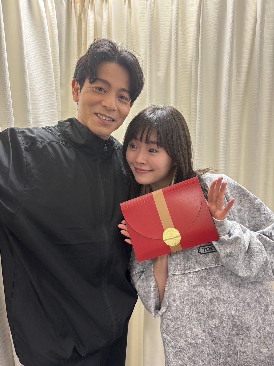 riiikoo_0302's tweet image. いつも経験を与えてくれる悠さん。
とても素敵なプレゼントをいただきました。やったーー！大切にします🤲
みなさまとこうしてご一緒できて、
作品をお届けできる時間、
毎回変わらず噛み締めてます。
今日も全力楽しかった！
ありがとうございました！
また会う日まで🤲