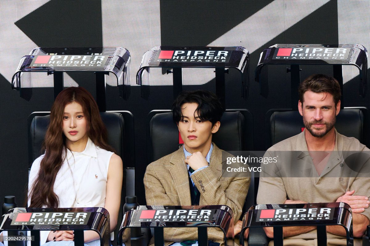 0802lees's tweet image. 