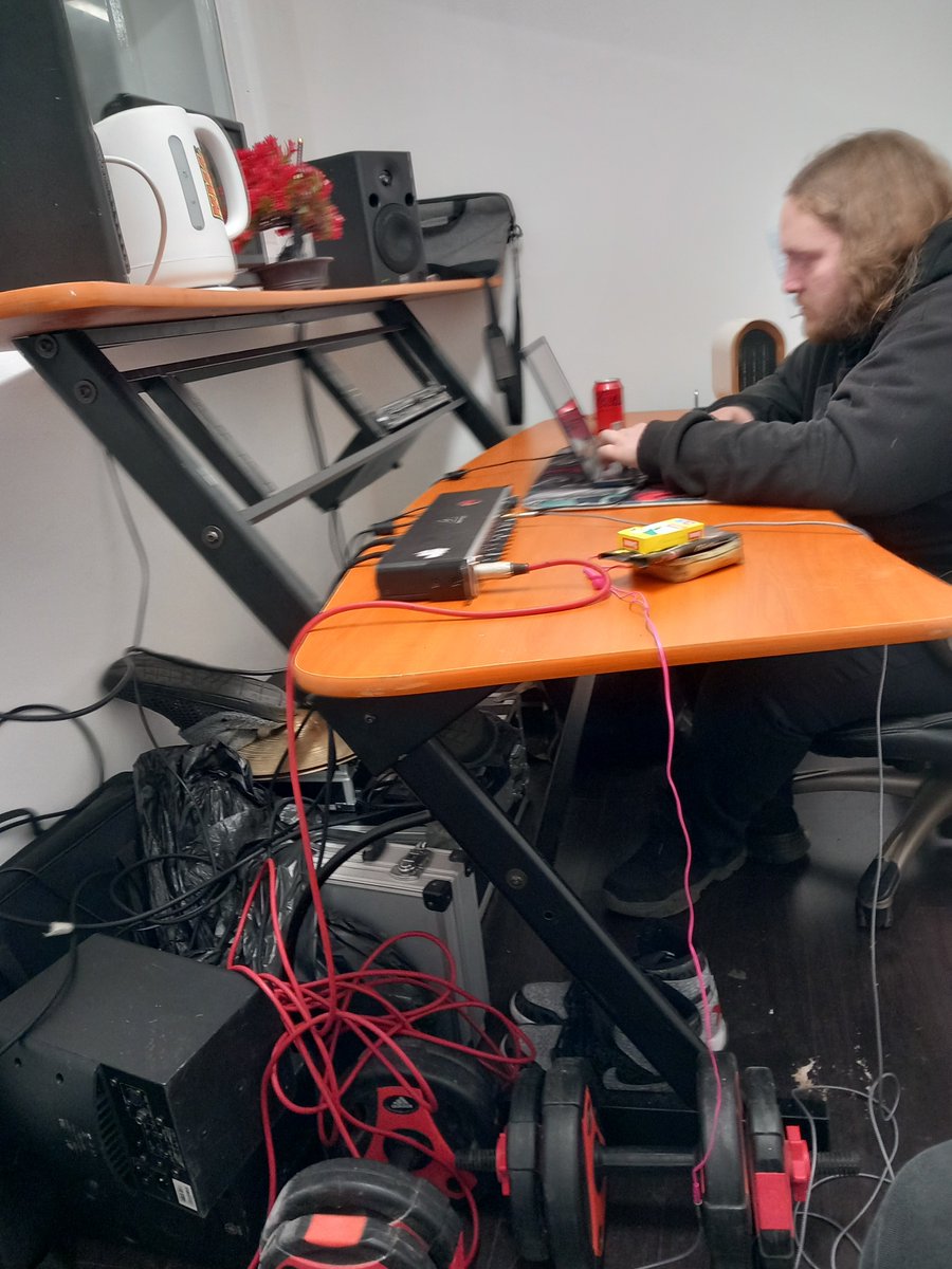 Yesterday, we hit the studio to lay down our next track the results are unreal! and we know this will top the last.

We also want to share that Ronan is no longer part of the band. We’re thankful for his dedication from the beginning and wish him the best in whatever’s next.