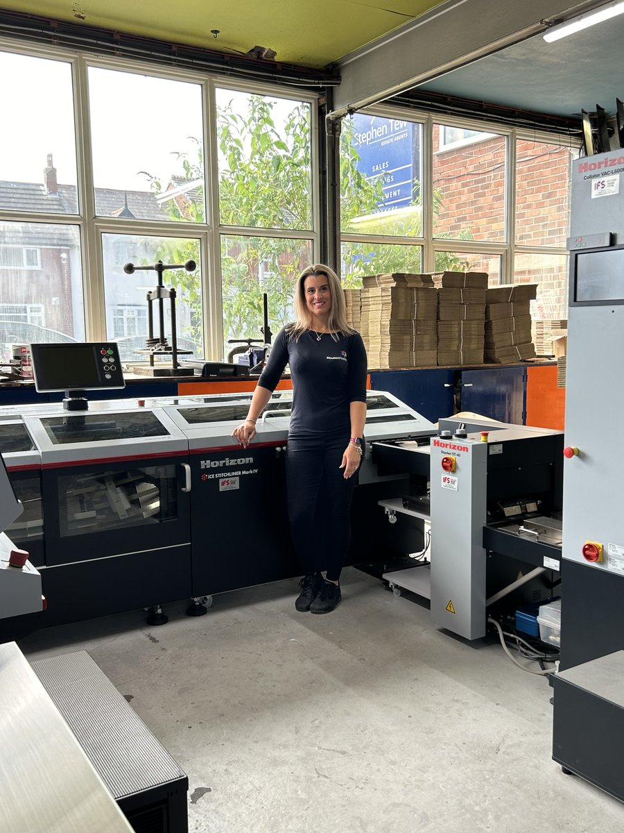 The installation of UK’s first Horizon iCE StitchLiner Mark IV at Moulton bit.ly/3VwVniF has made a significant impact. Cassie Moulton: “We are really flying through the production of our books. It also gives us much more flexibility in terms of our product offering.”