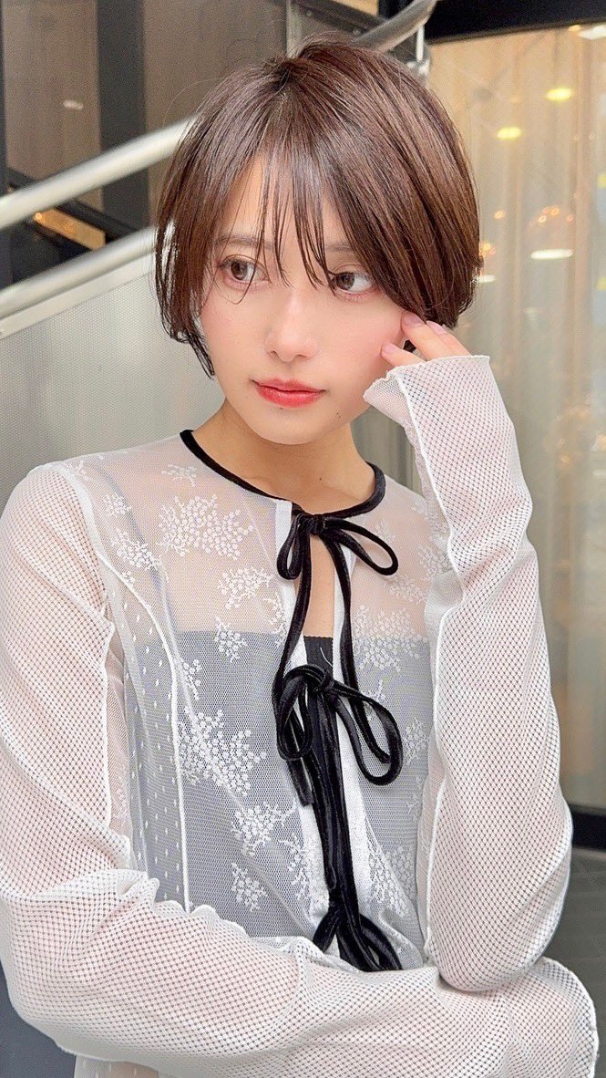 K-POP・アジア nako やっぱりシースルーバングが一番しっくり来る！！！