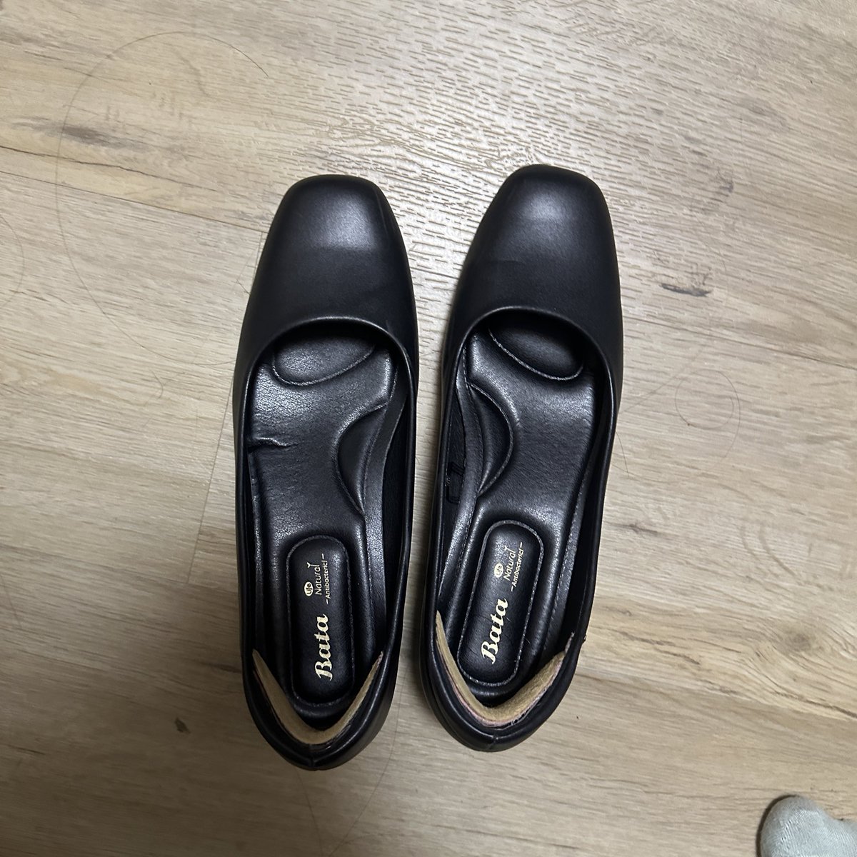 ChicyMoonsL's tweet photo. ส่งต่อรองเท้าคัชชู BATA ไซส์ 40 

ส่งต่อ 350 บาท รวมส่ง (ราคาป้าย 699)

**รูปภาพเพิ่มเติมdmนะคะ
#รองเท้ามือ2 #รองเท้ามือสอง #ส่งต่อ #ของมือ2 #ส่งต่อรองเท้า #ส่งต่อรองเท้ามือสอง #รองเท้าบูท #ส้นสูง #คัชชู #รองเท้าคัชชู #รองเท้ารับปริญญา https://t.co/19285xLWd6