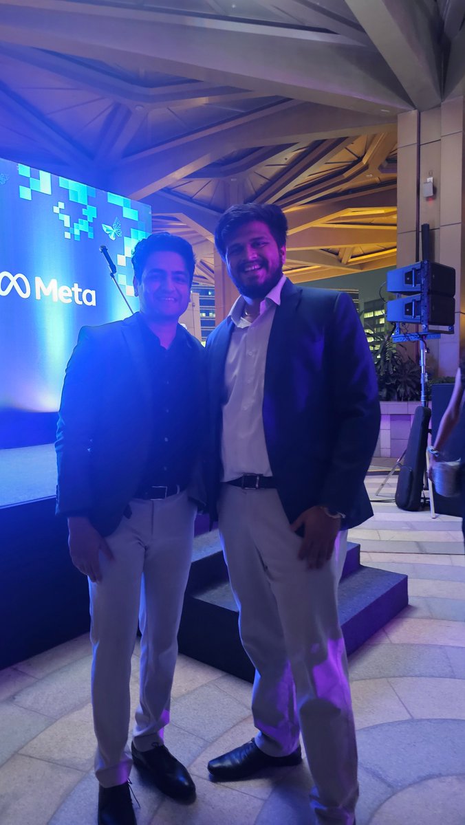 yashg512's tweet photo. 🚀 “𝗪𝗵𝘆 𝗦𝘁𝗮𝗿𝘁𝘂𝗽𝘀 ≈ 𝗦𝘁𝗮𝗻𝗱-𝗨𝗽 𝗖𝗼𝗺𝗲𝗱𝘆: 𝗦𝘂𝗿𝘃𝗶𝘃𝗶𝗻𝗴 𝗧𝗲𝗰𝗵 𝗪𝗲𝗲𝗸 𝘄𝗶𝘁𝗵 𝗞𝗲𝗻𝗻𝘆 𝗦𝗲𝗯𝗮𝘀𝘁𝗶𝗮𝗻 (𝘢𝘯𝘥 𝘔𝘺 10% 𝘔𝘦𝘮𝘦 𝘗𝘰𝘵𝘦𝘯𝘵𝘪𝘢𝘭)” 🚀

Let’s be real: 𝗦𝘁𝗮𝗿𝘁𝘂𝗽𝘀 & 𝘀𝘁𝗮𝗻𝗱-𝘂𝗽 𝗮𝗿𝗲 𝘁𝗵𝗲 𝗦𝗔𝗠𝗘 𝗝𝗢𝗕.
✓ Pitch to strangers who low-key think you’re delusional.
✓ Cry internally when your MVP (Minimum Viable Punchline) flops.
✓ Survive on caffeine, chaos, and the lie that “this time, it’ll work.” ☕

Met the LEGEND @knowkenny at #MumbaiTechWeek2025 @mumbai_tech_ —where tech bros and punchlines collided! 🎤💻 His session was a crash course in “How to Not Cry in Public”:
1️⃣ 𝘗𝘪𝘵𝘤𝘩𝘪𝘯𝘨 𝘵𝘰 𝘪𝘯𝘷𝘦𝘴𝘵𝘰𝘳𝘴 = Bombing on stage: Smile, blame the WiFi, and never let ‘em see your Notes app.
2️⃣ 𝘛𝘦𝘢𝘮 𝘮𝘦𝘦𝘵𝘪𝘯𝘨𝘴 = 𝘏𝘦𝘤𝘬𝘭𝘦𝘳𝘴: Out-laugh the awkward silence.
3️⃣ 𝘉𝘶𝘳𝘯𝘰𝘶𝘵 = 𝘊𝘩𝘢𝘪 𝘴𝘩𝘰𝘳𝘵𝘢𝘨𝘦 𝘮𝘪𝘥-𝘴𝘦𝘵: A universal crisis.

As a hardcore fan (I’ve streamed his Netflix specials more than my startup’s runway), I asked Kenny the real questions:

• “Is ‘disruptive innovation’ just corporate slang for ‘we’re winging it’?” 🤷♂️
• “𝘐𝘧 90% 𝘰𝘧 𝘴𝘵𝘢𝘳𝘵𝘶𝘱𝘴 𝘧𝘢𝘪𝘭, 𝘥𝘰𝘦𝘴 𝘮𝘺 𝘱𝘪𝘵𝘤𝘩 𝘥𝘦𝘤𝘬 𝘩𝘢𝘷𝘦 𝘢 10% 𝘮𝘦𝘮𝘦 𝘤𝘩𝘢𝘯𝘤𝘦?” 📉
• “𝘊𝘢𝘯 𝘐 𝘦𝘹𝘱𝘦𝘯𝘴𝘦 𝘤𝘰𝘧𝘧𝘦𝘦 𝘢𝘴 ‘𝘱𝘳𝘰𝘥𝘶𝘤𝘵𝘪𝘷𝘪𝘵𝘺 𝘫𝘶𝘪𝘤𝘦’?” (His verdict: “Only if you call it ‘founder fuel’.”)

Shoutout to #MumbaiTechWeek2025 for proving tech isn’t just 𝗔𝗜, 𝗯𝗹𝗼𝗰𝗸𝗰𝗵𝗮𝗶𝗻, 𝗼𝗿 𝗘𝗹𝗼𝗻’𝘀 𝗹𝗮𝘁𝗲𝘀𝘁 𝘁𝘄𝗲𝗲𝘁. Sometimes innovation is laughing at your own pitch deck and realizing 𝗲𝘃𝗲𝗻 𝗩𝗖𝘀 𝗻𝗲𝗲𝗱 𝗮 𝗿𝗼𝗮𝘀𝘁. 🔥

𝗙𝗶𝗻𝗮𝗹 𝗧𝗵𝗼𝘂𝗴𝗵𝘁: If Kenny launches a startup, I’m investing. An app that translates “pivot” to “we’re lost, but vibing” would save us all.

P.S. 𝘒𝘦𝘯𝘯𝘺, 𝘭𝘦𝘵’𝘴 𝘮𝘢𝘬𝘦 “𝘊𝘰𝘮𝘦𝘥𝘺-𝘋𝘳𝘪𝘷𝘦𝘯 𝘋𝘦𝘷𝘦𝘭𝘰𝘱𝘮𝘦𝘯𝘵” 𝘢 𝘵𝘩𝘪𝘯𝘨. 𝘐’𝘭𝘭 𝘩𝘢𝘯𝘥𝘭𝘦 𝘵𝘩𝘦 𝘥𝘢𝘥 𝘫𝘰𝘬𝘦𝘴; 𝘺𝘰𝘶 𝘣𝘳𝘪𝘯𝘨 𝘵𝘩𝘦 𝘮𝘪𝘤. 𝘌𝘭𝘦𝘷𝘢𝘵𝘰𝘳 𝘱𝘪𝘵𝘤𝘩𝘦𝘴 𝘸𝘪𝘭𝘭 𝘍𝘐𝘕𝘈𝘓𝘓𝘠 𝘣𝘦 𝘧𝘶𝘯. 🎉

#StandUpVsStartup #TechWeekChaos #KennySebastianMagic
#PivotLikeAComedian #FounderFuelNeeded #mumbaitechweek