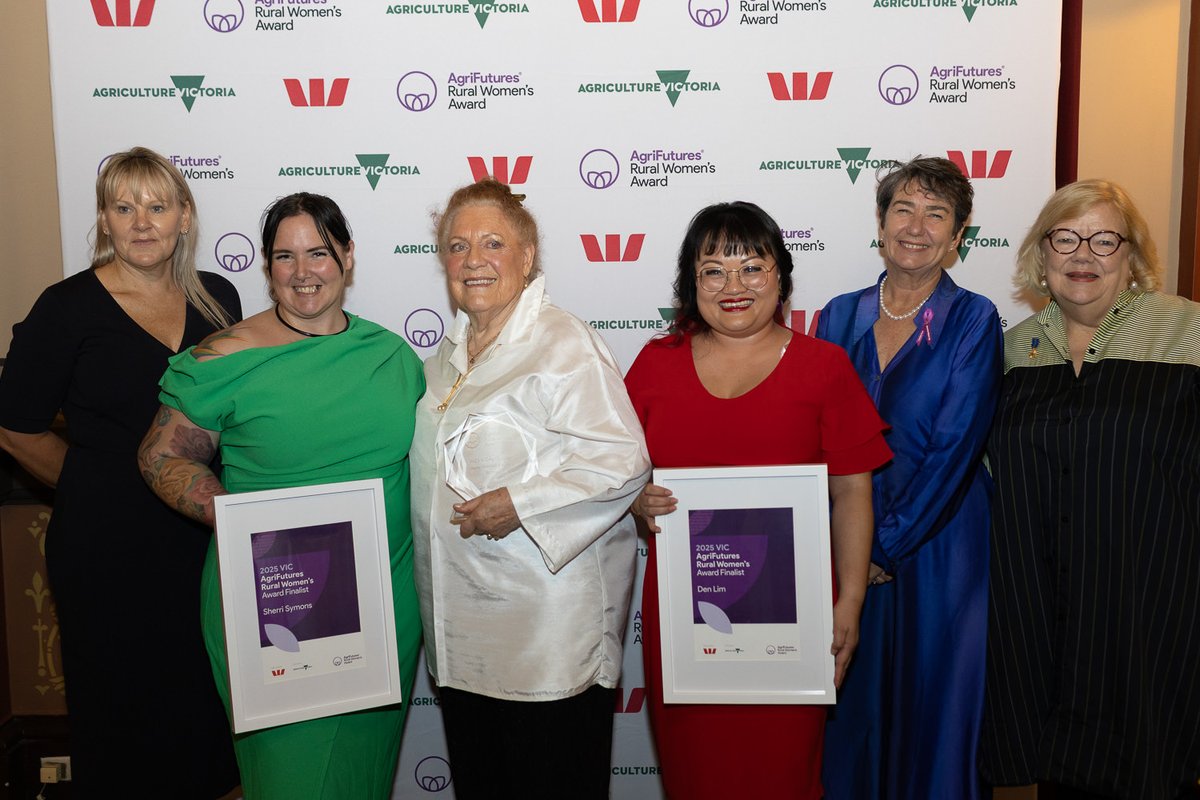 👏🎉 Congratulations to Dr Mary Cole, the winner of the 2025 VIC AgriFutures #RuralWomensAward! 🌱

Dr Cole is a leader in soil microbiology, ensuring soil health is prioritised by landholders for the benefit of future generations. Thanks to our Platinum Sponsor <a href="/Westpac/">Westpac Bank</a>, she