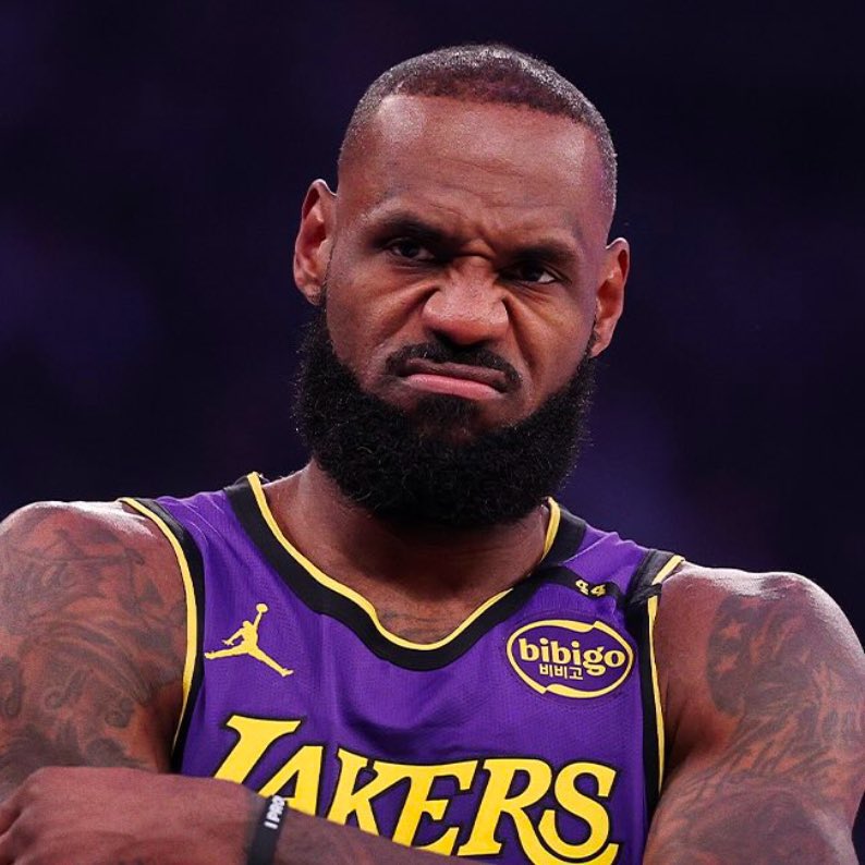 The all-time Leading Scorers and how many assists they have:

1. LeBron — 50,011 PTS | 13,553 AST

2. Kareem — 44,149 PTS | 6,427 AST
3. Malone — 41,689 PTS | 5,858 AST
4. Kobe — 39,283 PTS | 7,346 AST
5. Jordan — 38,279 PTS | 6,655 AST
6. Dirk — 35,223 PTS | 4,011 AST