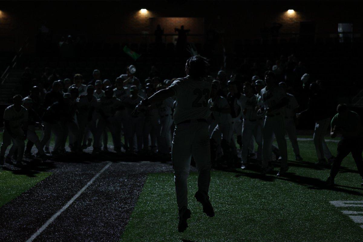 Marshall Baseball tweet media