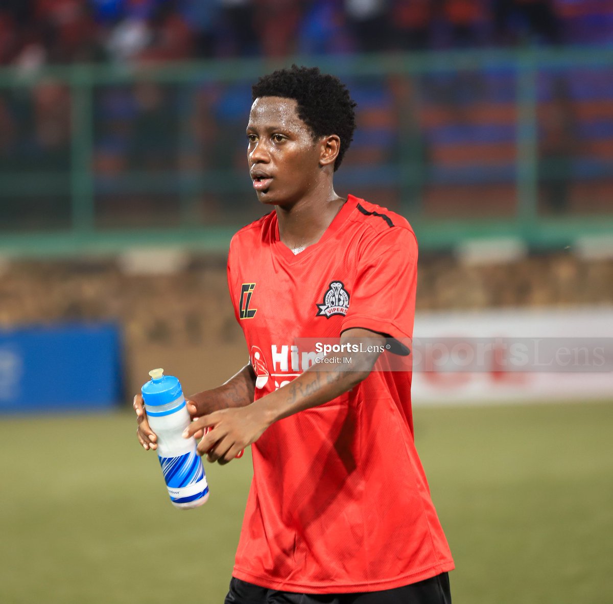 sportslens1's tweet image. Since Ndahiro made his breakthrough into the team, he has been rock solid! 🔥 Consistent performances and undeniable impact on the pitch. 👏⚽ #Ndahiro #SolidDefense @VipersSC