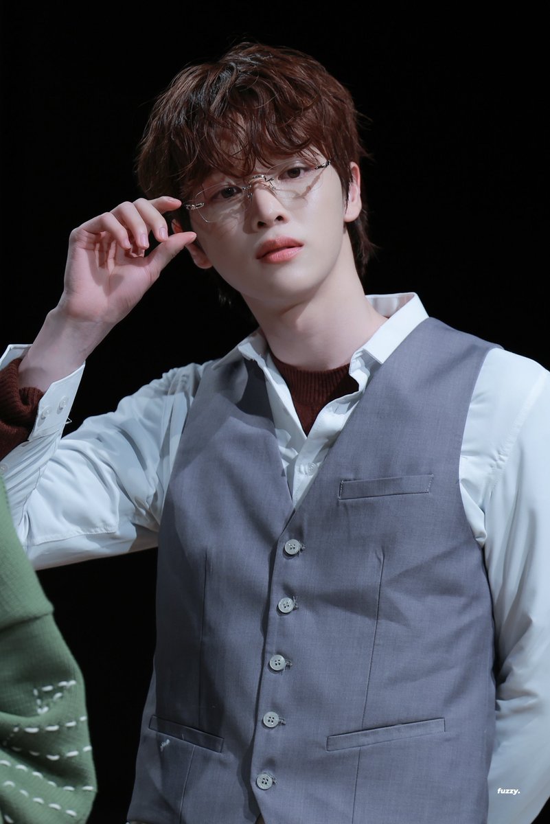 fuzzy0913's tweet photo. 241009
#성찬 #SUNGCHAN #라이즈 #RIIZE https://t.co/yyx0IqBR1w