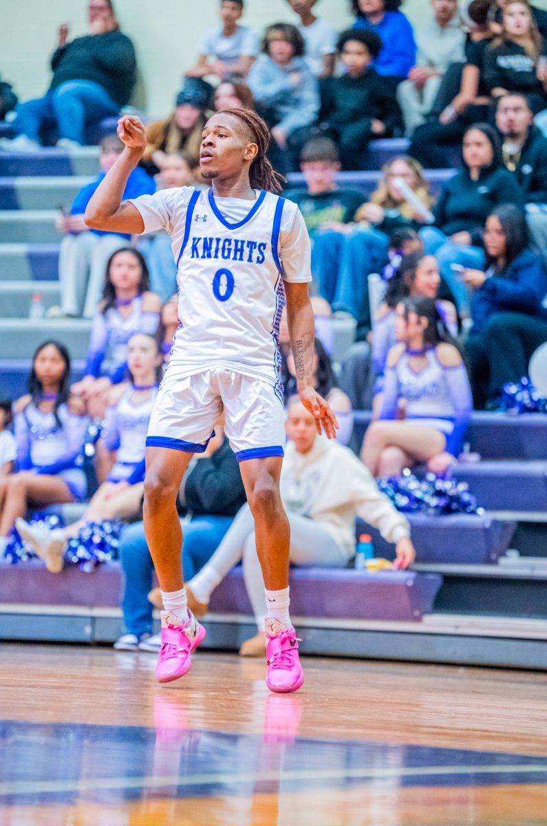 Season year has come to an end  , so grateful for god and this journey 💜 wouldn't change nothing about this season or outcome. Love my guys #0out