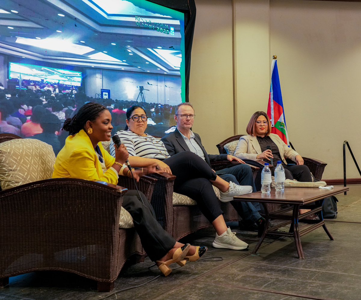 Le 2 mars 2025, au Karibe, Stéphanie Sophie Louis, Présidente d’un Gouvernement Jeunesse, a laissé son empreinte lors du KENARI ANNUAL SUMMIT 2025.

Avec vision, engagement et audace, elle a brillamment pris part, partageant une perspective inspirante sur le rôle de la jeunesse