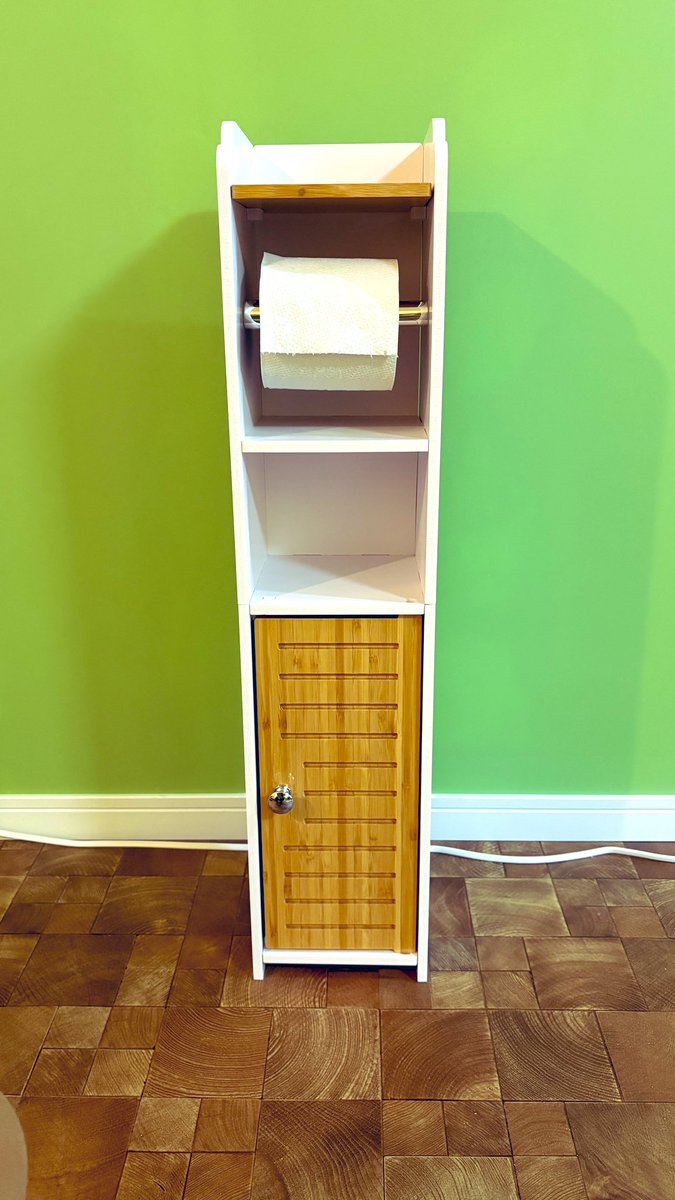 さっき作ってたのは、
置き型のトイレットペーパーホルダー🧻

良き良き🫶

まずは自分をご機嫌に🫶 
ご縁と感謝を大切に🌼*･

 #霧島市リラクゼーション  #リラクゼーション  #もみほぐし #霧島市  #セラピストさんと繋がりたい  #足つぼ  #タイ古式マッサージ