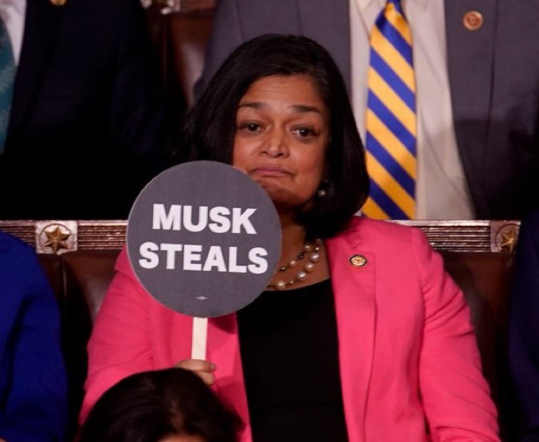 Elon Musk has an estimated net worth between $353-$400 billion

He owns:

Tesla - $765 billion
SpaceX - $350 billion
X - $12.5 billion
xAI - $50 billion
Neuralink - $8 billion
The Boring Company- $7 billion

WHAT do Democrats say Elon Musk is stealing?? Elon needs nothing from us