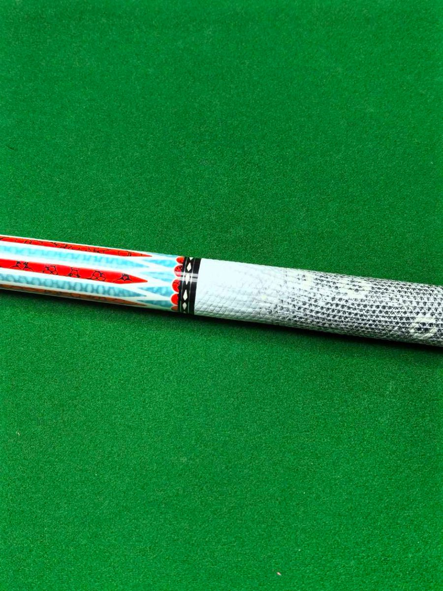 KonllenJ86968's tweet image. KONLLEN KL-B1シリーズのビリヤードキューは、厳選された高品質の木材を使用して、構造の安定性、優れたエネルギー生成、感触と精度の向上を保証します。細部まで正確に変更されたビリヤードキューは耐久性があり、ハイレベルの競技のニーズを満たすことができます。#konllen#poolcue