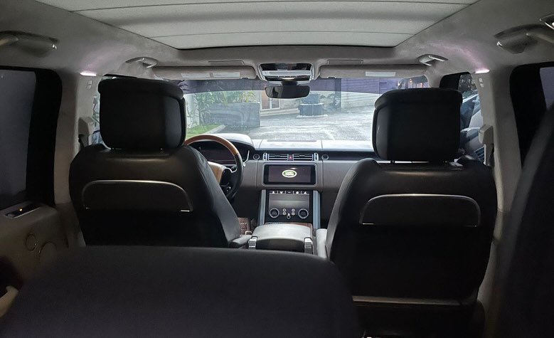 kazxyautos's tweet image. RANGE ROVER 

VOUGE Autobiography

2020

FOREIGN USED

PRICE:₦95,000,000

Brand New Condition ✔️
015767 Miles✔️

DUTY✔️

For Inspection &amp;amp; Outright Purchase

📞 WhatsApp 09012505322

#AbujaTwitterCommunity #Wednesdayvibe #cleancars #nigeria #lagos #autobiography #xviral #Trending