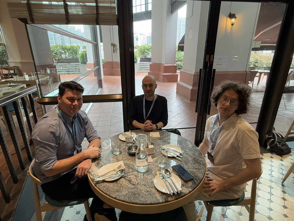 LongevitySG's tweet photo. Amazing time at the #GCGP1st speed networking session! Great conversations and new connections made with brilliant minds in the field of aging and longevity! #Gerophysics https://t.co/UQINzfQmcq