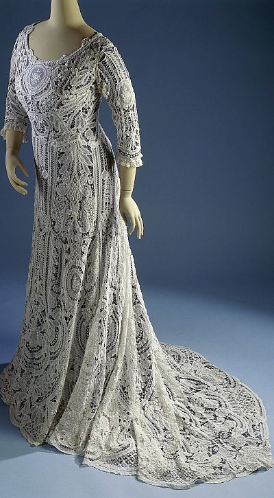 Over oude kanten en het Kantsalet.
Blog van Ileen Montijn <a href="/ihmont/">ileen montijn</a> 
ileenmontijn.nl/ilog/oude-kant…