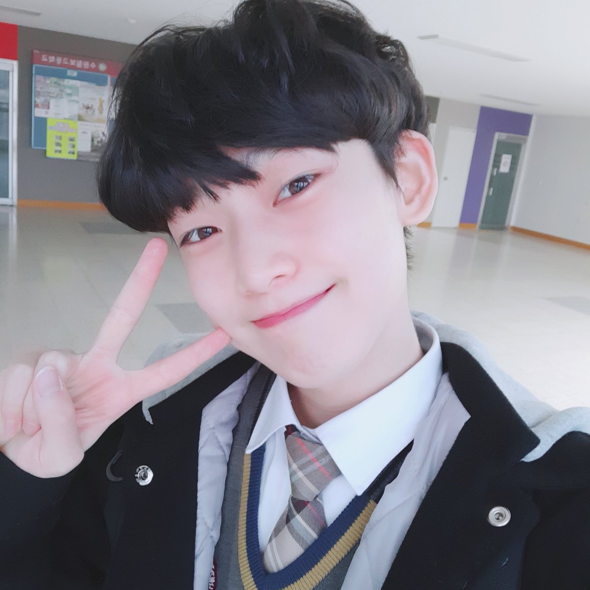 [ #선우’s Post ] 250305

#SUNOO: March 5! 3-5.. Heh

<a href="/ENHYPEN_members/">ENHYPEN</a> <a href="/ENHYPEN/">ENHYPEN OFFICIAL</a> #ENHYPEN #엔하이픈