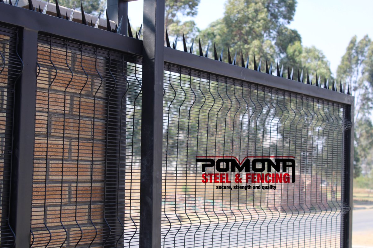 pomonasteel's tweet image. This home just got a serious upgrade with ClearView Fence Durawall Inserts where security meets sophistication. No more bulky barriers just sleek, durable protection that keeps your home safe while keeping its beauty intact.

🌐 pomonasteel.co.zw

#ClearViewFence