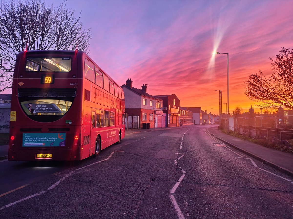 Dicky Dodd - The voice of Wolverhampton (@dickydodd) on Twitter photo A stunning sunrise across #wolverhampton this morning, which I enjoyed whilst driving the <a href="/nxwestmidlands/">NX West Midlands</a> 59 service.
#sunrise #morning A stunning sunrise across #wolverhampton this morning, which I enjoyed whilst driving the <a href="/nxwestmidlands/">NX West Midlands</a> 59 service.
#sunrise #morning