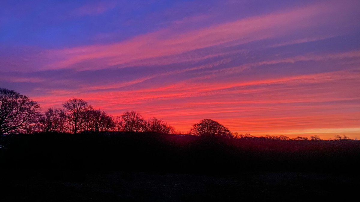 What a sky this morning 😍 #sunrise #Lancashire #winter #StormHour #ThePhotoHour