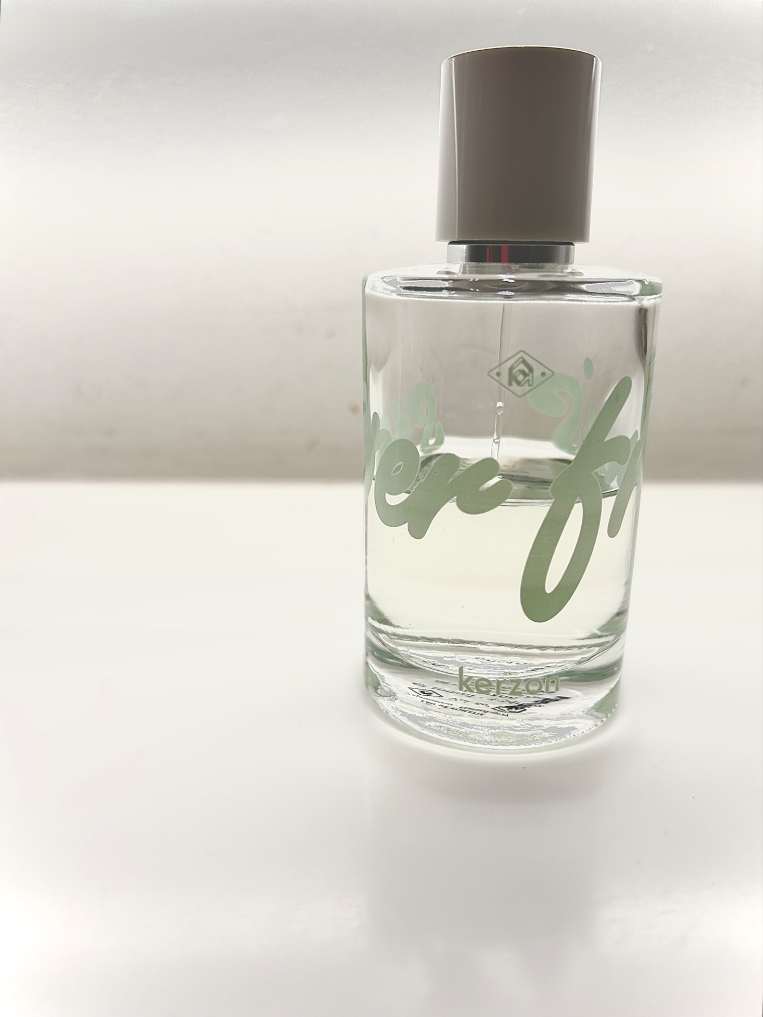【kerzon】廃盤 ケルゾン ケローズ kerose 100ml ※残量半分 kerzon (ケルゾン) オードトワレ 100ml 残量80%-99%｜トレファク