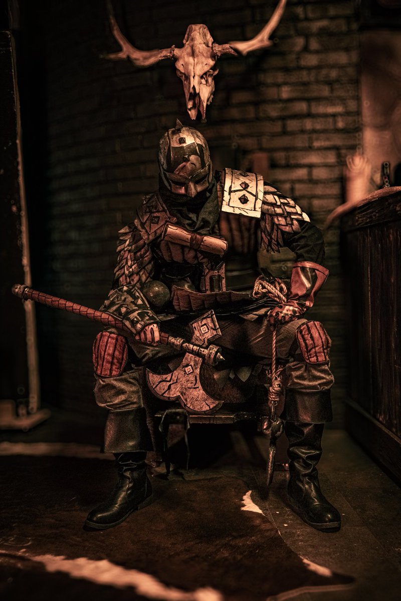 Lama_Yokohama's tweet image. Darkest dungeon 2 bounty hunter cosplay.

#cosplay #bountyhunter #darkestdungeon2