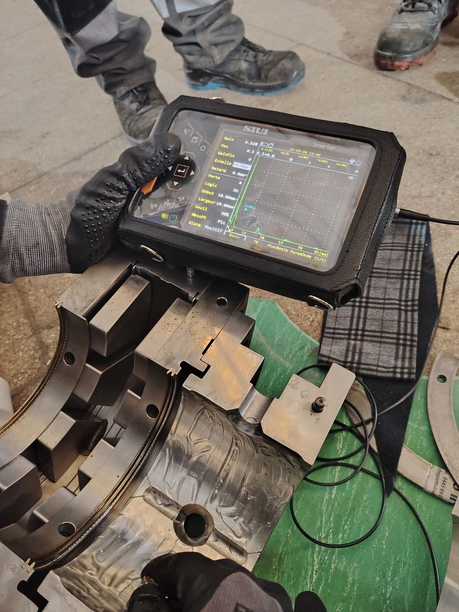 ndt_siui's tweet image. UT inspection of the turbine bearing bearings performed with #Smartor (SIUI)