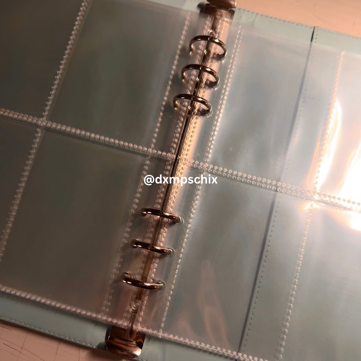 dxmpschix's tweet photo. wts lfb ph 

A4 PHOTOCARD BINDER WITH SLEEVES ᝰ.ᐟ

[ selling as a SET only ]

ᰔ price — ₱ 300 (280 if payo)

ᰔ mod— direct ggx, lalamove (around bulacan only)

ᰔ condition— almost mint clean (bumabakat ring binder sa binder, shown in 3rd photo)

🏷️ pc light blue binder https://t.co/rq2kfsbPux