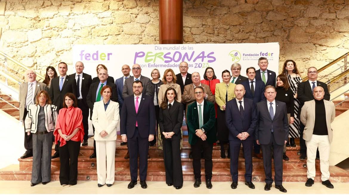 Celebramos el Acto Oficial por el Día Mundial de las #enfermedadesraras en Oviedo Un encuentro muy emotivo, que ha girado en torno a la campaña de este año donde los verdaderos protagonistas son las pERrsonas. #somosfeder