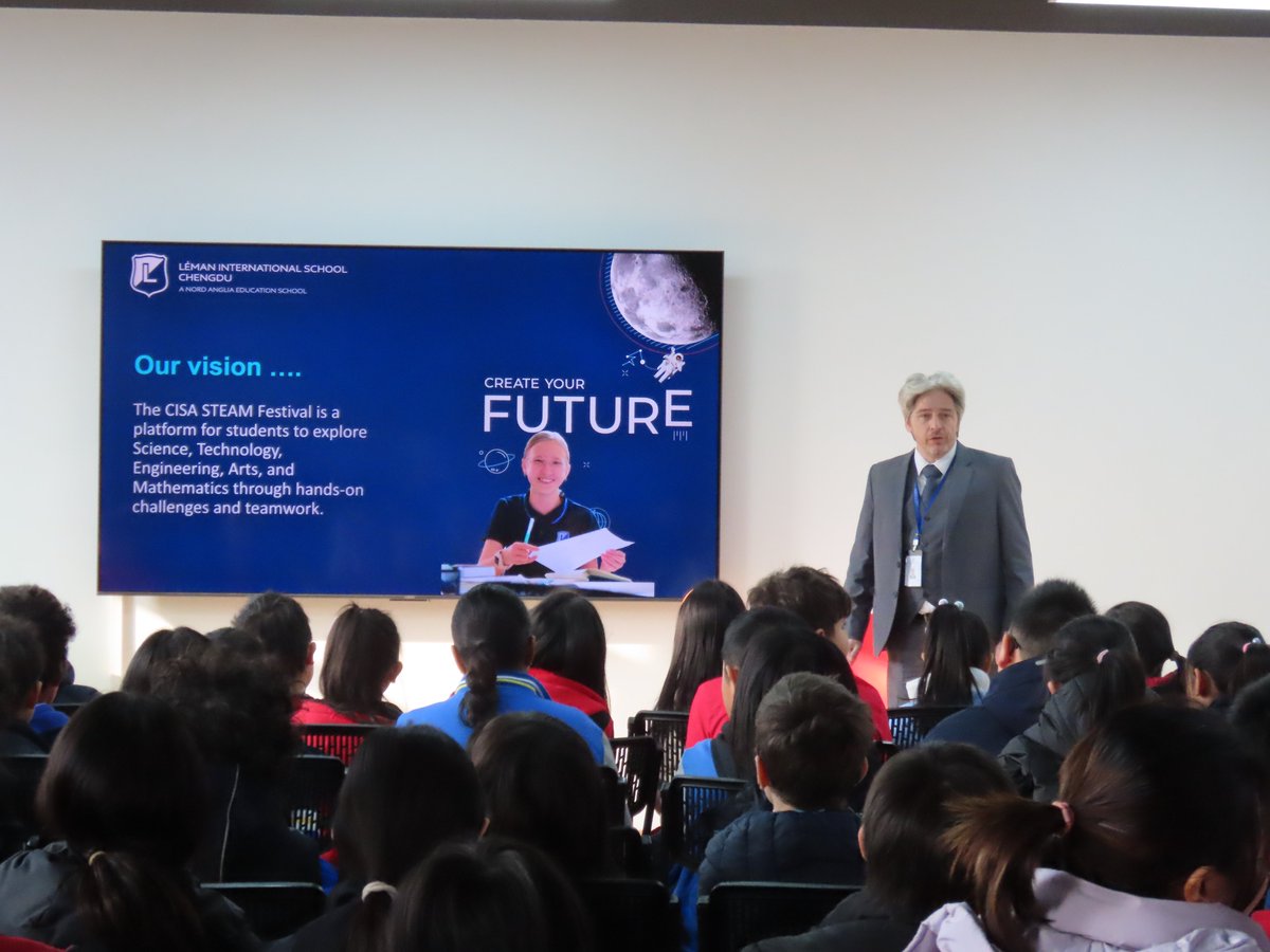 LemanChengdu's tweet image. Léman International School Chengdu hosted the CISA STEAM Festival. It showcased students' ingenuity, teamwork, and eco-friendly design commitment. Participants improved design, problem-solving skills, and understanding of sustainability and client-focused product development.