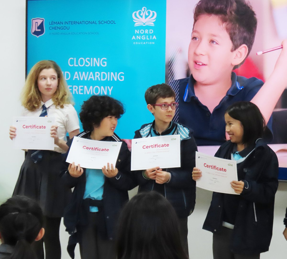 LemanChengdu's tweet image. Léman International School Chengdu hosted the CISA STEAM Festival. It showcased students' ingenuity, teamwork, and eco-friendly design commitment. Participants improved design, problem-solving skills, and understanding of sustainability and client-focused product development.