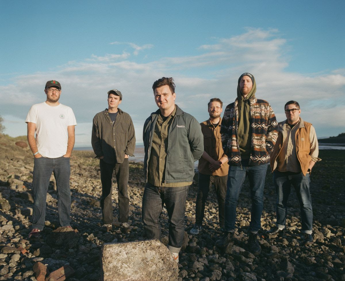 MOONFUZZ (@moonfuzzblog) on Twitter photo News: <a href="/BreichiauHir/">Breichiau Hir</a> - New Single āPaid Trioā Out Now Cardiff-based Welsh language alternative rock six-piece,Ā Breichiau Hir, are pleased to reveal theirĀ new single āPaid TrioāĀ (Donāt Try) which isĀ out nowĀ on all good digital service... tmblr.co/Z5K8Ohh95cgpGqā¦
@Wallofsoundpr News: <a href="/BreichiauHir/">Breichiau Hir</a> - New Single āPaid Trioā Out Now Cardiff-based Welsh language alternative rock six-piece,Ā Breichiau Hir, are pleased to reveal theirĀ new single āPaid TrioāĀ (Donāt Try) which isĀ out nowĀ on all good digital service... tmblr.co/Z5K8Ohh95cgpGqā¦
@Wallofsoundpr