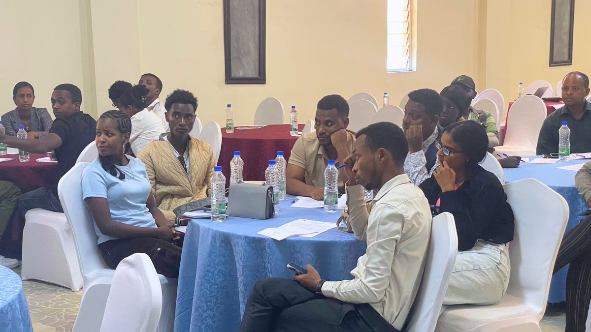 UNEthiopia's tweet image. Youth council members from across #Ethiopia are in Hawassa for a training on Youth Leadership in Peace and Security.

The training aims to empower young leaders to take the lead in advancing the Youth, Peace and Security (#YPS) agenda in #Ethiopia as per #UNSC resolution 2250.