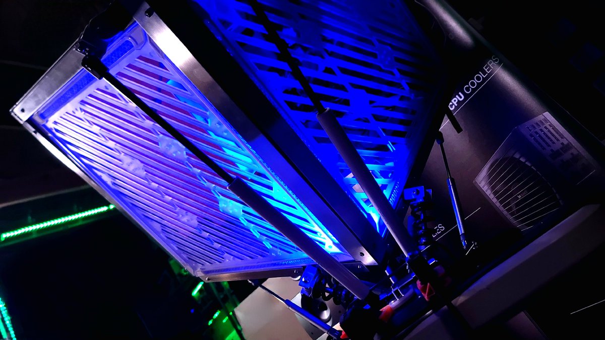 EnviousMods's tweet photo. Let's just say I'm a big fan of @Thermaltake_na SwaFans in 140mm!
Over 30 x 140mm Swafans, 3,000+ ARGB LumiPlus LEDs, and the case has its own dedicated 450w PSU. →→ The CaseFan CaseMod!
#enviousmods #pc #custompc #pcsetup #casefancasemod #pcmodding #diy #gamer #overkill https://t.co/DTggflUdyl