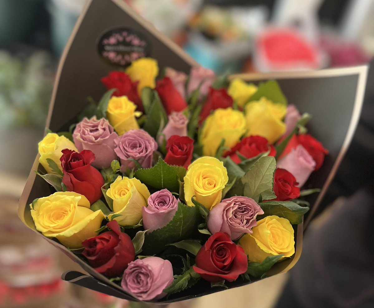 Florist tweet media