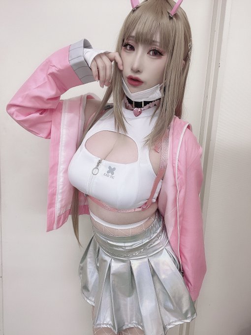 Twitterのコスプレ画像16