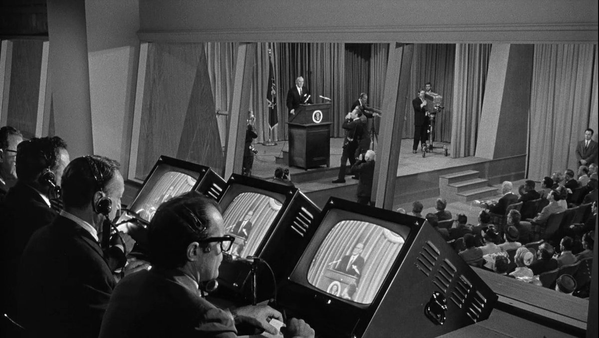 Au sommaire de mars : 
Tardes de Soledad • Entretien avec Albert Serra • John Frankenheimer, la télévision dans la tête • Jia Zhangke, David Cronenberg : phase terminale ?