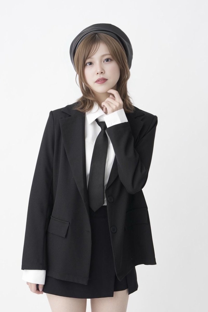 nenechan0927's tweet image. こういうのすき🖤💭  
official-goods-store.jp/hkt48/v2/produ…