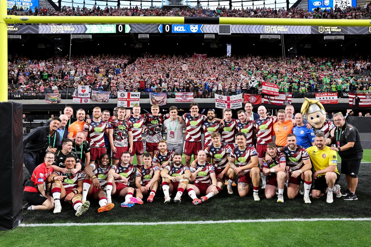 #RedTailSportsBarTheLegendMartinOffiah
#WSKYStadiumFanBarGameBrilliantTurnout
#AllegiantStadiumItWasOk
#OurFansMadeSomeNoise
#GreatMatchDayGreatGame
#GoodWeekDoItAgainYesIfThePurseAllows
#VegasNOWHERENEARDONE