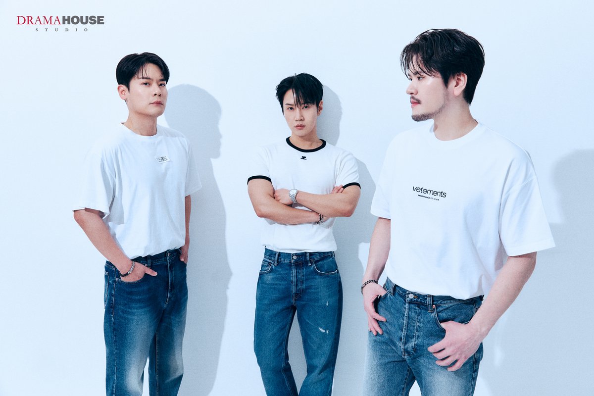 𝑵𝒆𝒘 𝑷𝒓𝒐𝒇𝒊𝒍𝒆🫧_3

#LAPOEM #라포엠
#유채훈 #최성훈 #정민성
#YouChaehoon #ChoiSunghoon #JeongMinseong