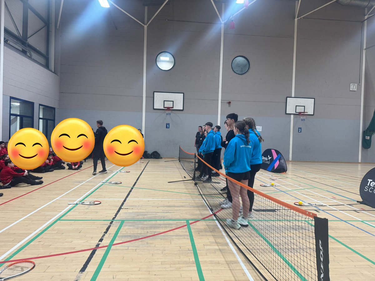 Miss Scott tweet media