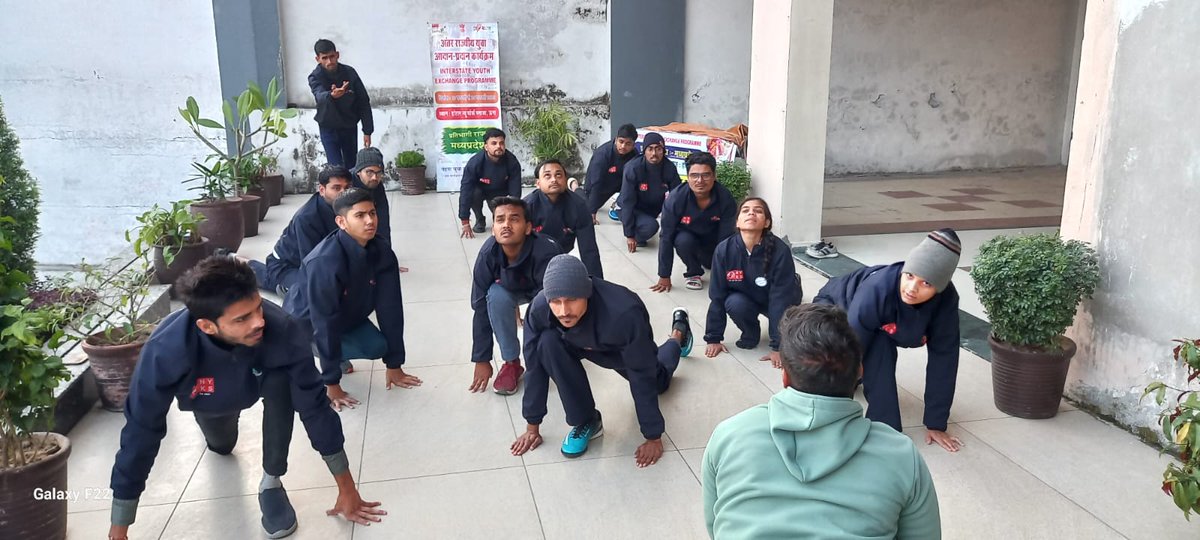 MYBHARATUNAHP's tweet photo. #latepostGlimpse of Day 5 of #ISYEP at Una Dt 24 Feb 2025. Early morning Yog Sessions & Surya Namaskar https://t.co/6caMePNkLD