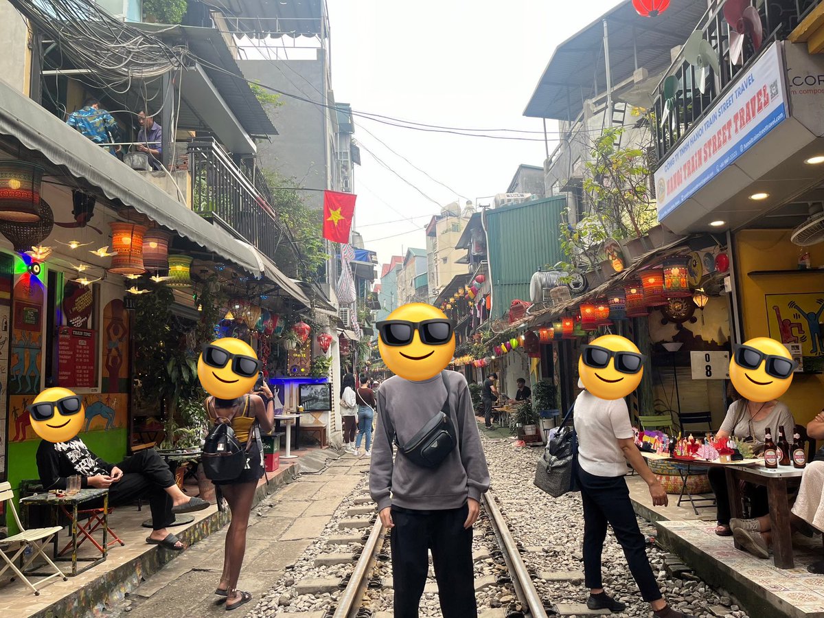 makochan1208's tweet photo. 久々の投稿、久々の旅行

ベトナム旅行してました！

ここ、3ヶ月ずっと編集の仕事ばかりだったので気が狂いそうでしたが

完全にリフレッシュできた休暇でした😎✨ https://t.co/vkRkfSlwfE