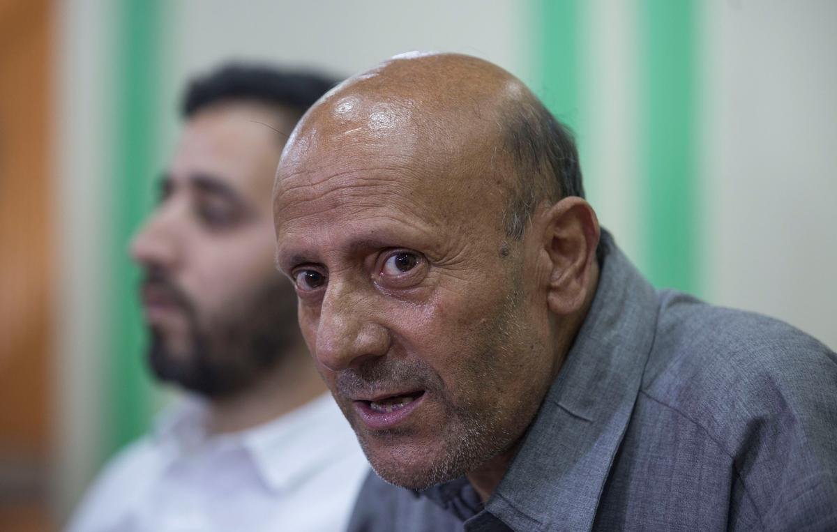 DDNewslive's tweet photo. #Delhi | Patiala House Court reserved an order on the custody parole of Baramulla MP #RashidEngineer for March 7.
He has sought custody parole to attend Parliament sessions. https://t.co/gu4m2rr7g9